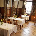 Hotel Und Zum Loewen