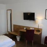 Und Zum Loewen Hotel Hirschberg an der Bergstraße