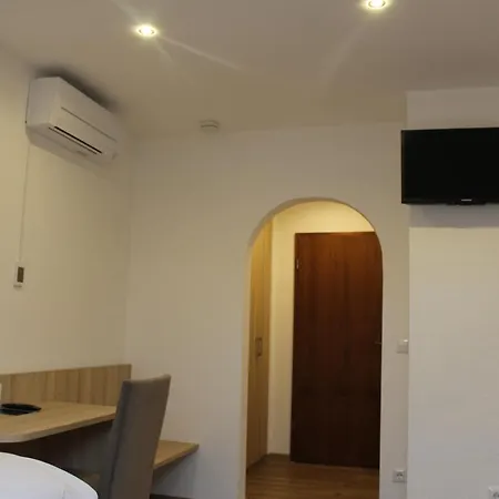 Hotel Und Zum Loewen