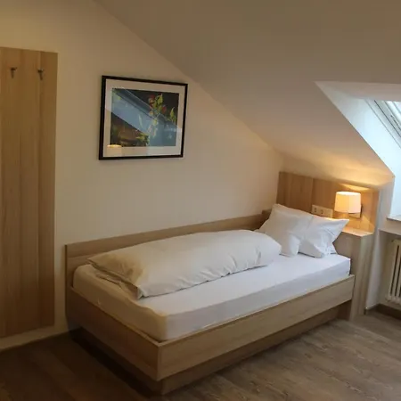 Und Zum Loewen Hotel Hirschberg an der Bergstraße