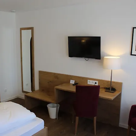 Hotel Und Zum Loewen Hirschberg an der Bergstraße