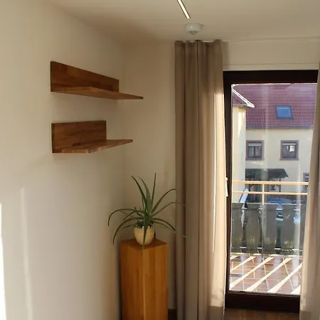 Und Zum Loewen Hotel