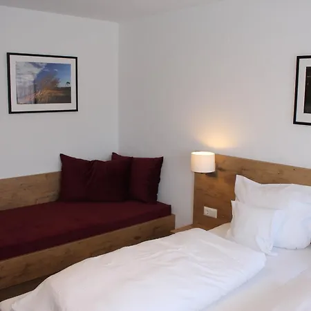 Und Zum Loewen Hotel 3*