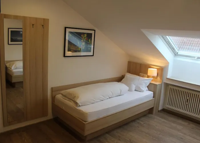 Und Zum Loewen מלון Hirschberg an der Bergstraße