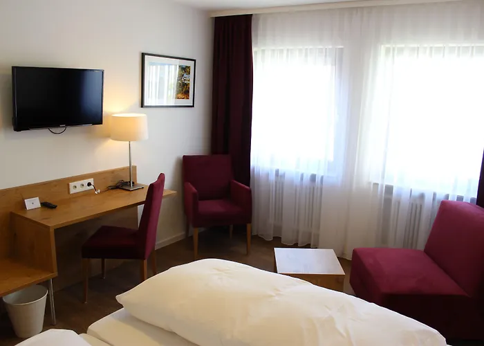 Und Zum Loewen מלון Hirschberg an der Bergstraße