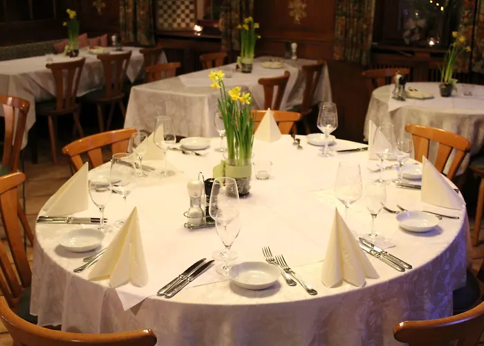 Und Zum Loewen Hirschberg an der Bergstraße