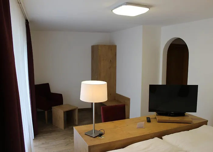 Und Zum Loewen Hirschberg an der Bergstraße